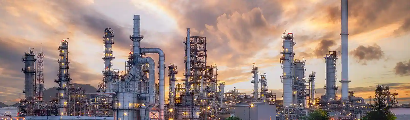 عکس پس زمینه دوم بنر اصلی - عکس پالایشگاه